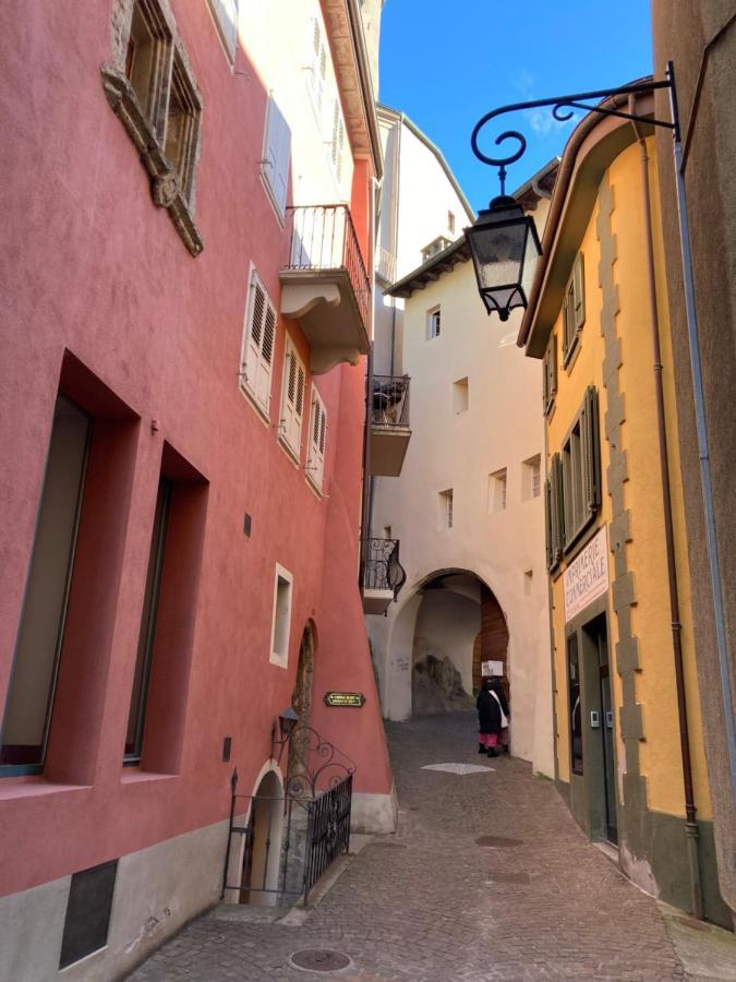 La Lombardie - Charme Et Tranquillite Sion Exteriör bild